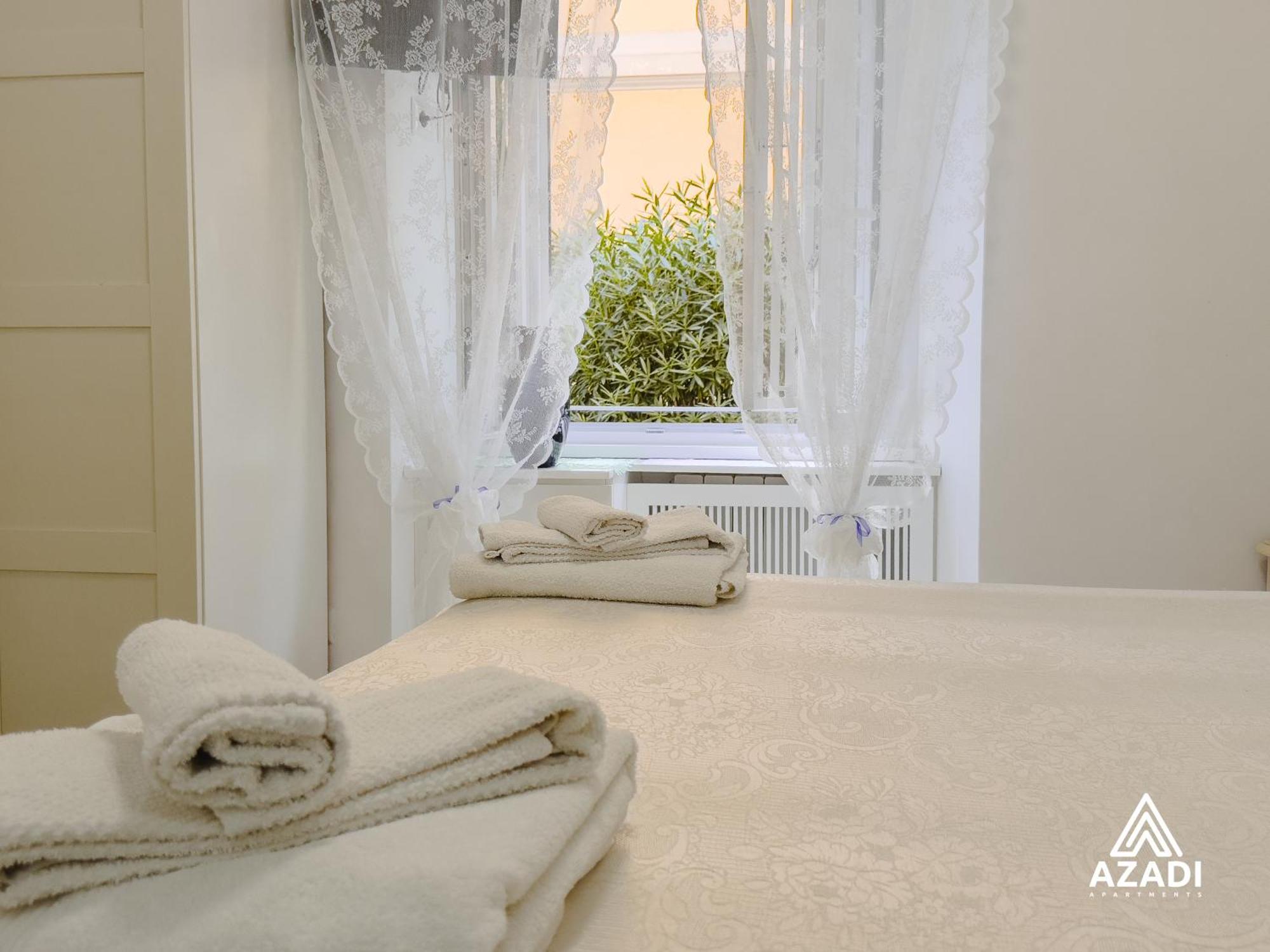 Azadi B&B Flaminio Rzym Zewnętrze zdjęcie